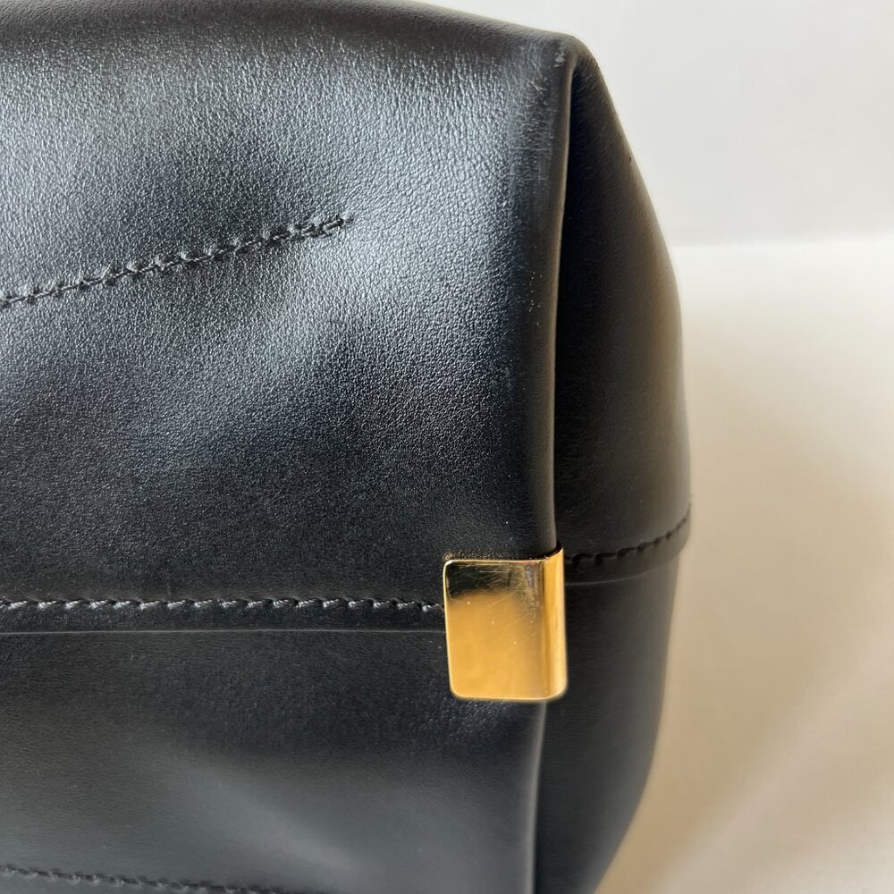Chloe C Zipped Tote Black Leather Bag - Picture 6 of 14